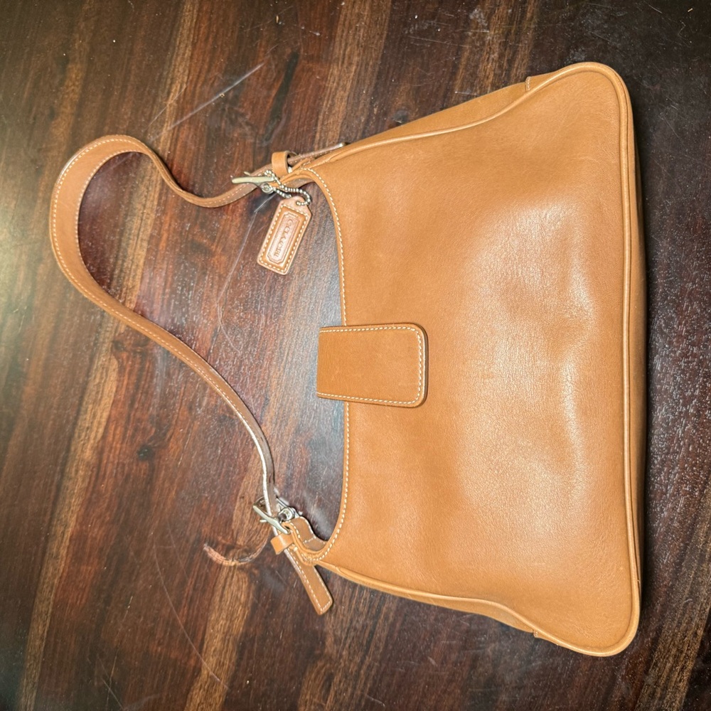 Vintage Coach Hamptons Leather Shoulder Bag